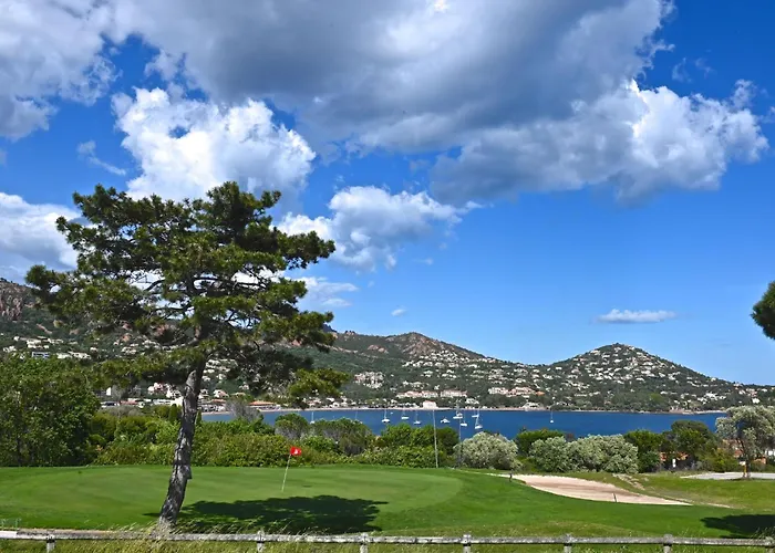 L'esquinade - H2 312 By Interhome Saint-Raphael (Var)