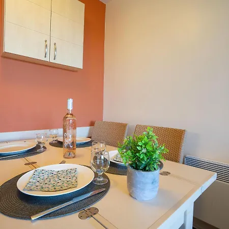 L'esquinade - H2 312 By Interhome